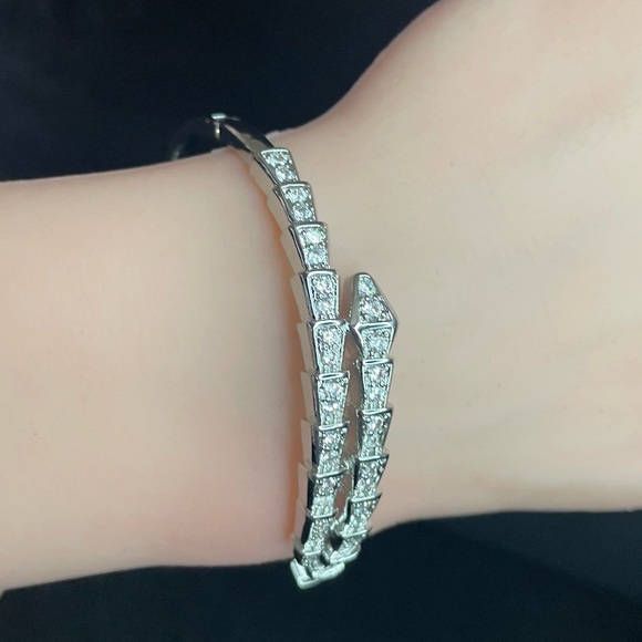 Serpentine set bracelet and earrings - Picture 12 of 15